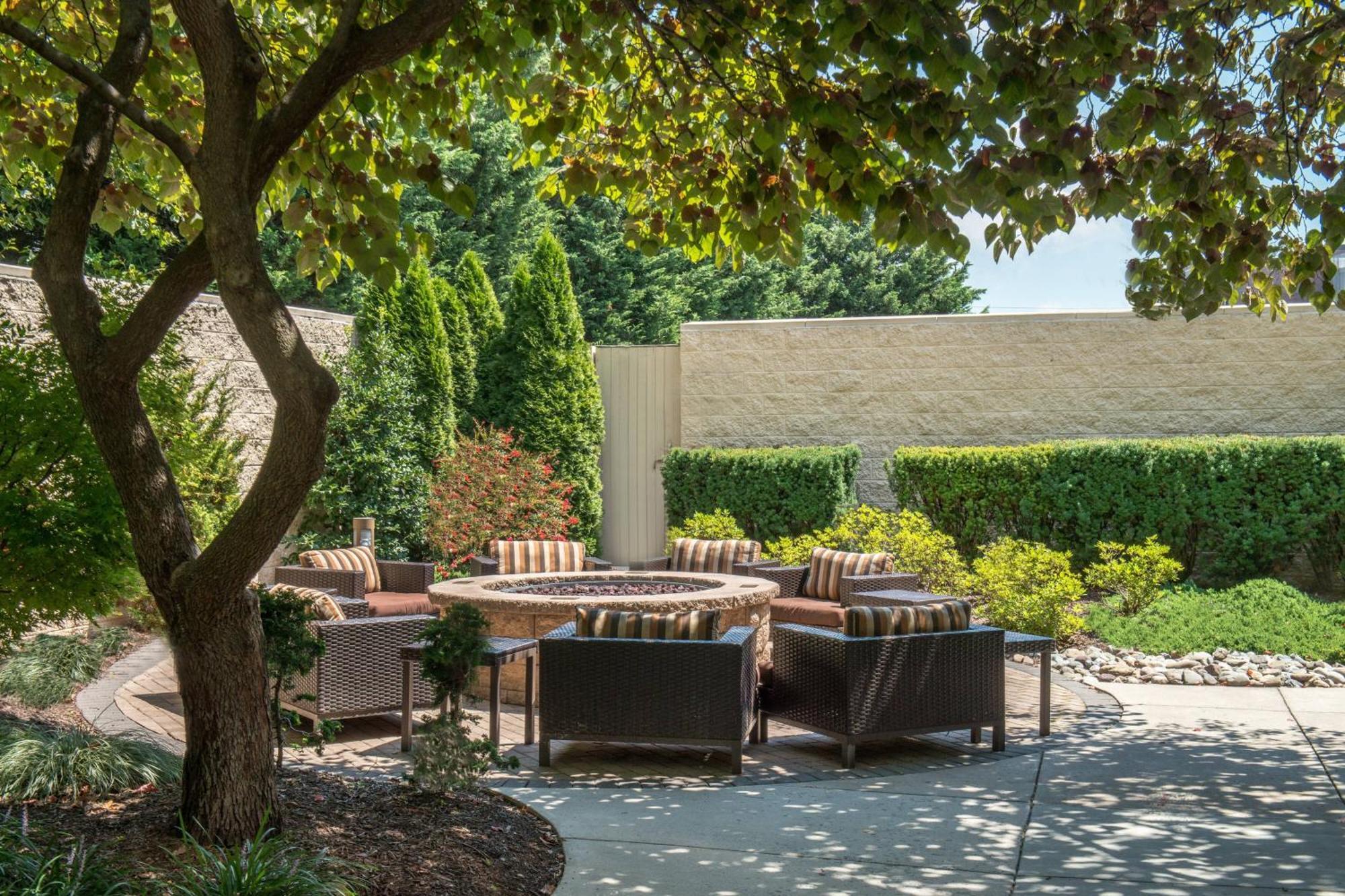 Courtyard By Marriott Frederick Otel Dış mekan fotoğraf